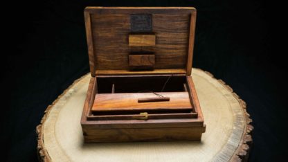 Box, Holzbox, Just Roll With It , Kavatza, Kavatza Box, Original Kavatza, Rolling Box, Tobacco Dressed In Leather, Unique Smoking Equipment, Wooden Box