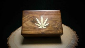 Joint Holz Box "Blatt"