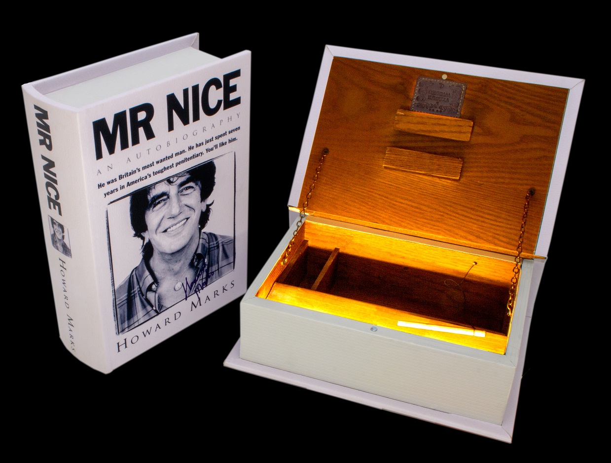 Joint Buch Box "Mr Nice"